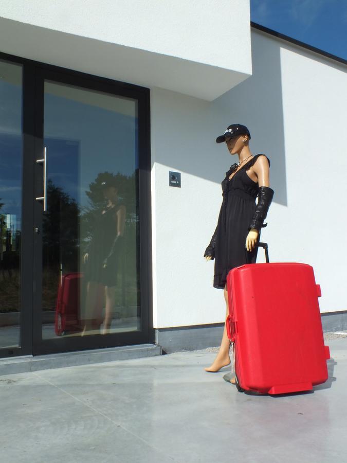 Vita Roka Met Extra Luxe Prive Wellness Ursel Exterior photo