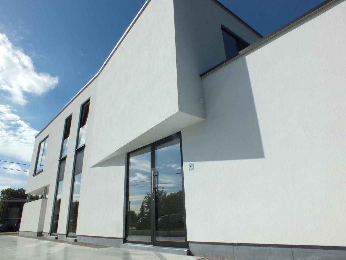 Vita Roka Met Extra Luxe Prive Wellness Ursel Exterior photo